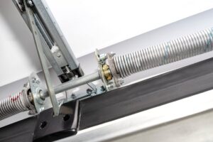 Garage door springs factors lifespan